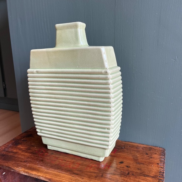 Vintage Green Textured Oversized Ceramic Vase - Picture 2 of 6